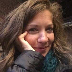 Meet your Posher, Lisa